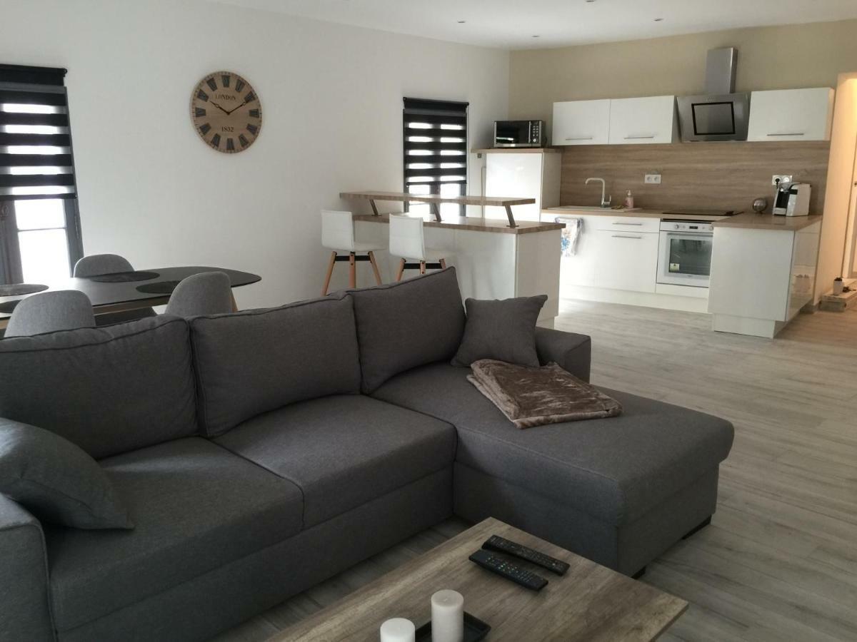 איל-סור-לה-סורג Appartement L'Islois מראה חיצוני תמונה